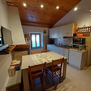 Casa Lorenzo - Nel Centro Storico Di Appartamento Fiumalbo