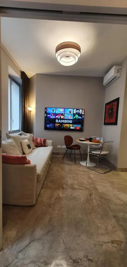 Apartment Pink Maison Milano Centro Piazza Diaz Duomo